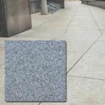 Płyta drogowa granitowa szara płomieniowana Bianco Sardo G602 60x60x10 cm