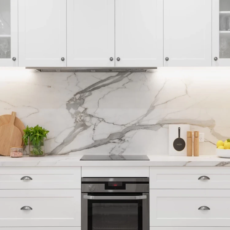 atlas-plan-calacatta-imperiale-for-elegant-and-functional-kitchen-project-clamp_960_960_50.webp
