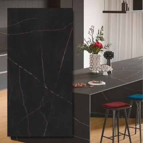 Spiek kwarcowy Black Atlantis.webp