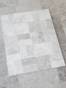 Płytka marmurowa Bębnowana Royal White 20,3x20,3x1 cm