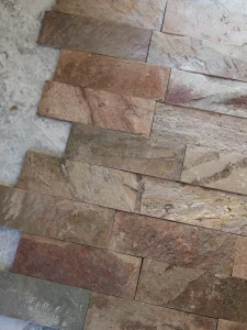 Kamień elewacyjny-dekoracyjny kwarcytowy Copper Brick 10x30