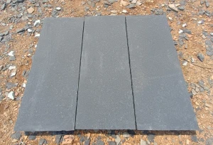 Palisada | Obrzeże Wapienne Kadappa Black Limestone 100x40x8 cm