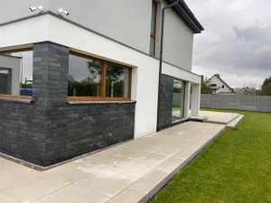 Kamień elewacyjny-dekoracyjny Łupek Black Slate Naturalny 30x60x1 cm