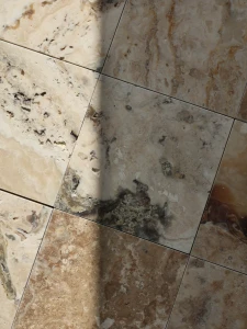 Trawertyn Philadelphia Niewypełniony Szlif Bębnowany 20,3x20,3x1,2 cm