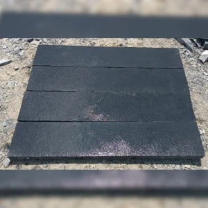 Palisada  Obrzeże Wapienne Kadappa Black Limestone 100x20x5 cm 2.webp